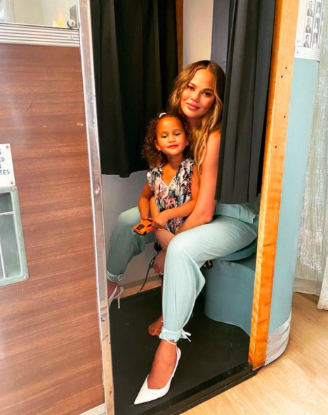 Chrissy Teigen Shares How Daughter Luna Paid Tribute To Baby Jack’s Ashes