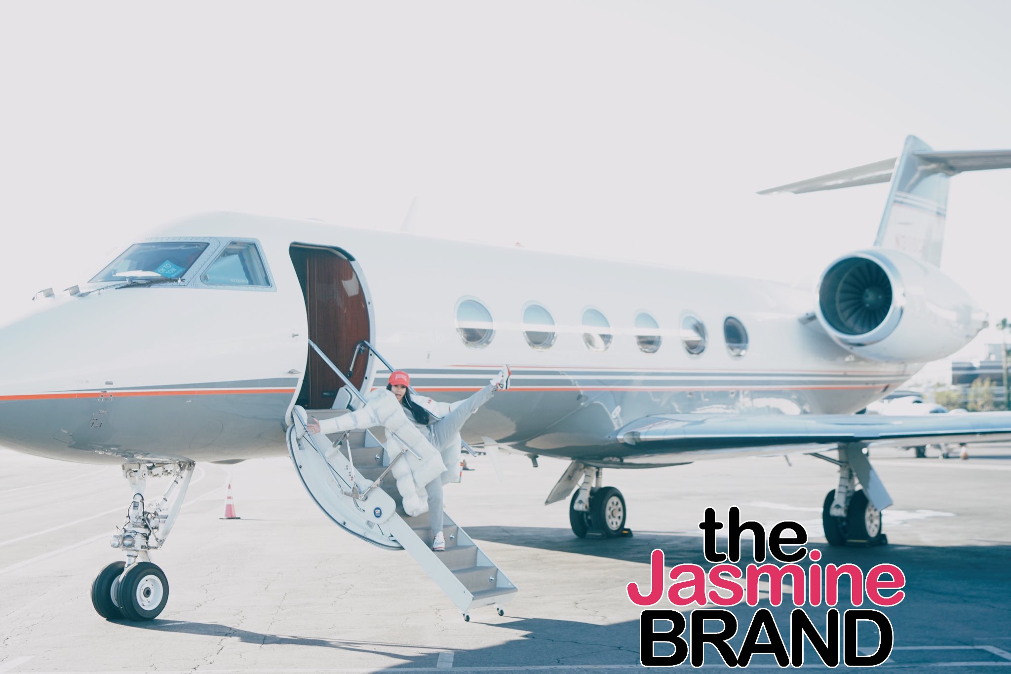 Quavo Buys His Girlfriend Saweetie A Bentley For Christmas + 'Tap In' Rapper Gets Her First