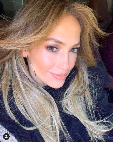 Jennifer Lopez Belts ‘Let’s Get Loud’ During Inauguration Performance & The Internet Has Thoughts