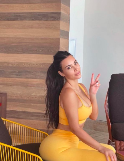 Kim Kardashian Yaptığı Kozmetik İşlerden Bahsetti: İyi Görünmeyi Gerçekten Önemsiyorum
