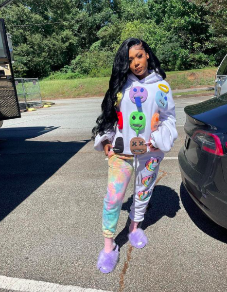 Summer Walker Claims Atlanta Contractor Damaged Her Daughter’s Room & Stole $8k From Her: He Really Out Here Stealing, Beware