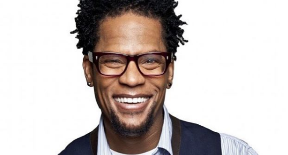 D.L. Hughley To Star In & Executive Produce New Sitcom Based On His Life 