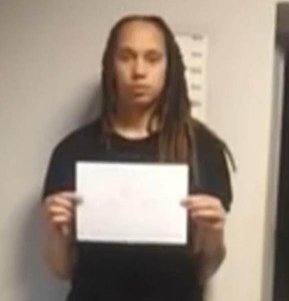 WNBA'dan Brittney Griner'ın Duruşma Öncesi Gözaltı Duruşması Mahkemeye Çıktıktan Sonra 1 Ay Uzatıldı, ABD'li Yetkililer Müzakerelerden Şüpheli