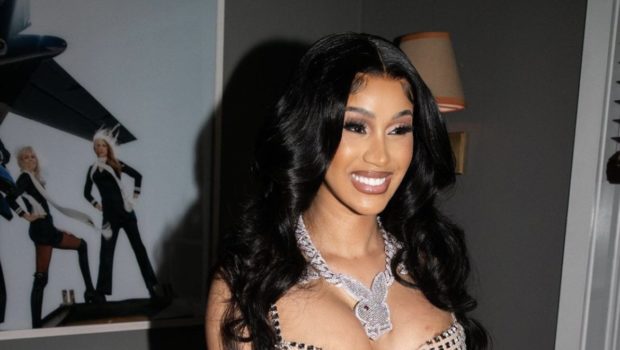 Cardi B Snatches Her Wig Off During Live Performance In Norway