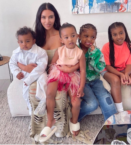 Kim Kardashian, Kanye West ile Ortak Ebeveynlik Konularında Konuşurken Yıkıldı: Gerçekten Çok Zor