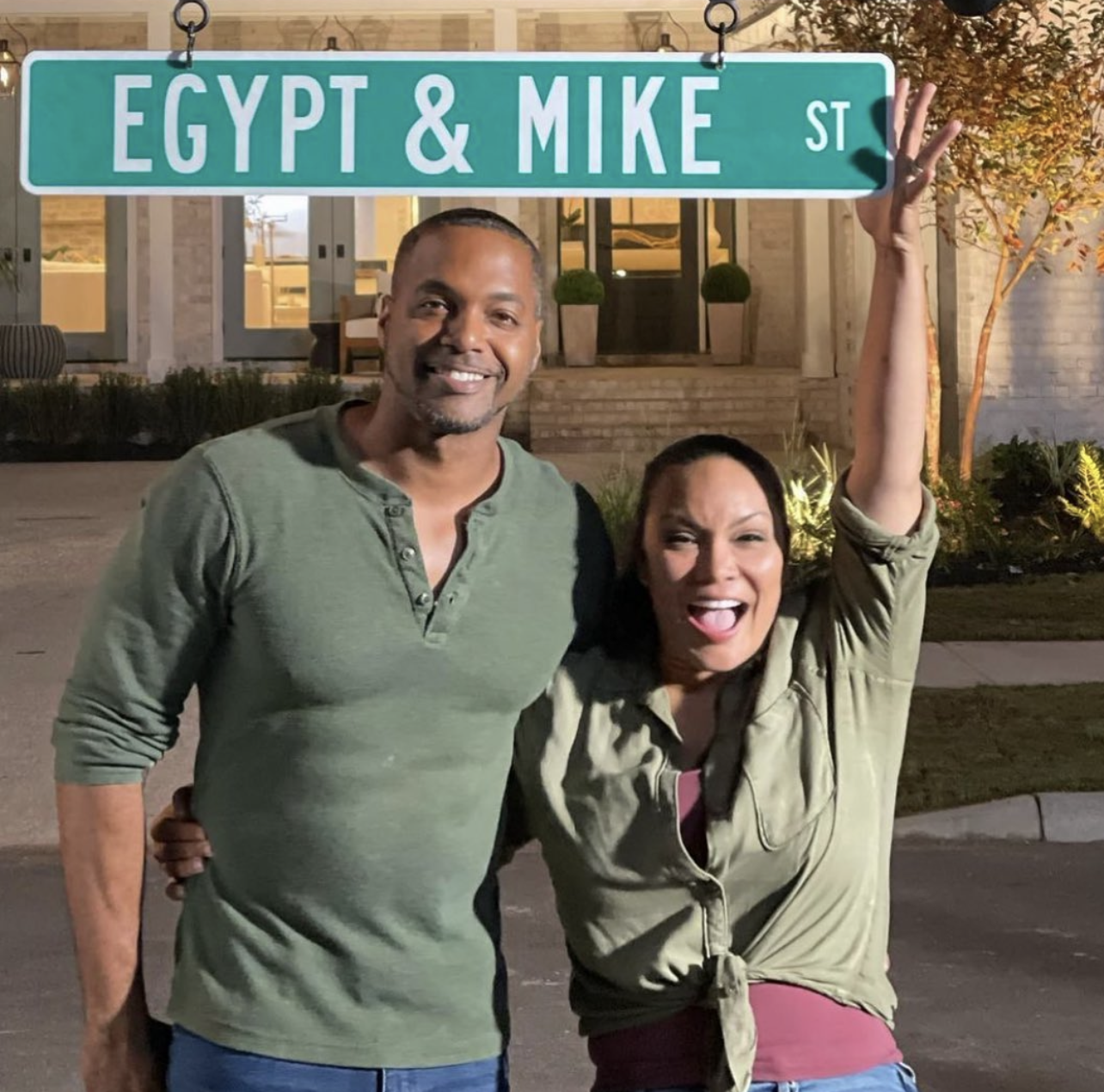 'Married To Real Estate' Renewed For Second Season On HGTV