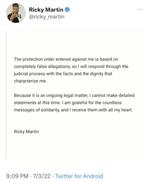 21 Yaşındaki Yeğeniyle Romantik İlişki İçinde Bulunarak Aile İçi Şiddet ve Ensestle Suçlanan Ricky Martin, 50 Yıl Hapse Girebilir