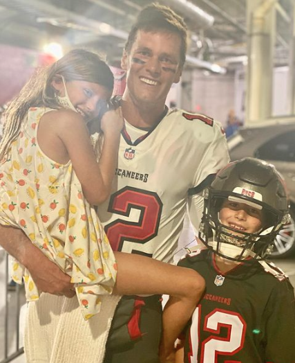 Tom Brady & Wife Gisele Bundchen Seemingly Headed Towards Divorce, Couple  Has Retained Divorce Lawyers & Are Mapping Out A Split Of Assets, Sources  Say - theJasmineBRAND