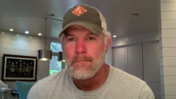 Brett Favre'nin, Mississippi'deki Yoksul İnsanlardan Hırsızlık Yapmakla Suçladığı İçin Dr. Umar Johnson'ı Durdurma ve Vazgeçme İle Vurduğu Bildirildi