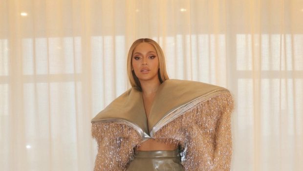 Beyoncé – Major Newspaper Chain Hiring Reporter To Exclusively Cover ‘Music, Fashion, Cultural & Economic Influence’ Of The Multi-Grammy Award-Winning Singer