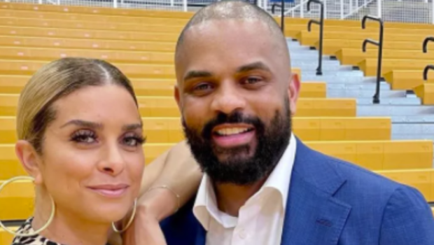 Andy Cohen Made A Joke About Juan Dixon’s Alleged Cheating Scandal During Bravo-Con, Despite Gizelle Bryant Urging Him Not To