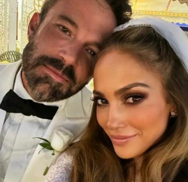Jennifer Lopez & Ben Affleck Reportedly Heading For A Split, Source Says He ‘Already Moved Out’ + J. Lo Seemingly Responds To Recent Backlash Against Her