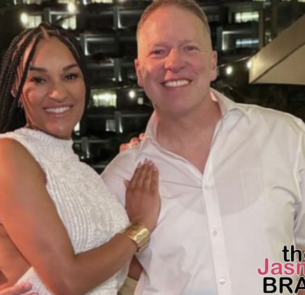 Comedian Gary Owen Goes IG Official W/ Girlfriend Bria, Mother Of His Twin Sons