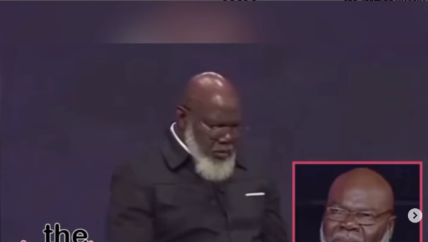 Bishop TD Jakes’ Team Releases Statement After He Suffers Medical Emergency While Preaching [VIDEO]