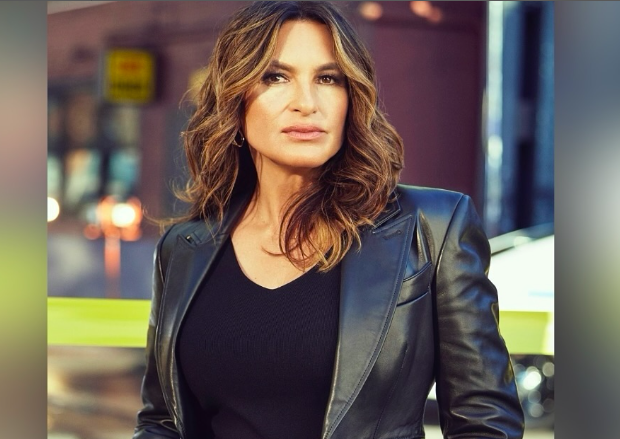 ‘Law & Order: SVU’ Star Mariska Hargitay Saves Two Disabled Pedestrians During NBC Interview