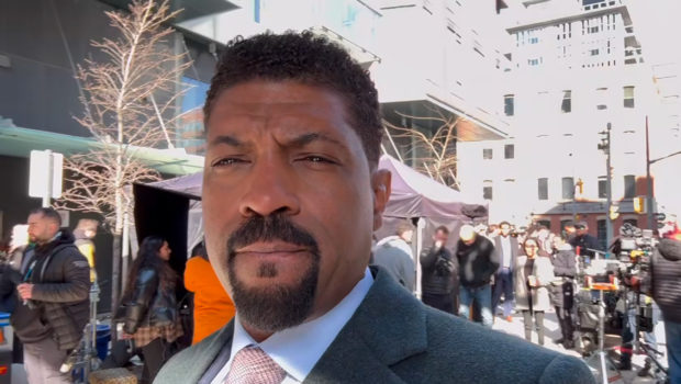 Comedian Deon Cole Released From Hospital After Health Scare, Immediately Forced To Evacuate Home Amid Fires