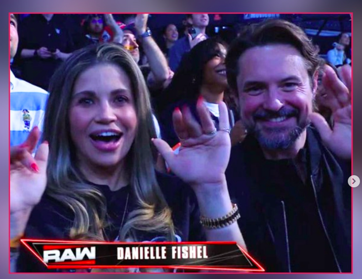 'Topanga' Trends After 'Boy Meets World' Star Danielle Fishel Was