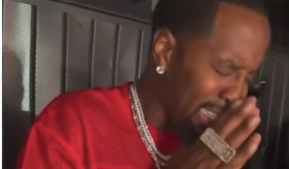 Safaree Hysterically Cries During Vybz Kartel’s Concert