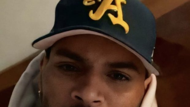 Chris Brown Faces 2 New Charges In London Nightclub A$$ault Case, Pleads Not Guilty