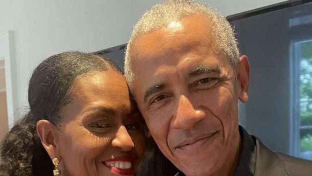 Former President Barack Obama & First Lady Michelle Obama Are Celebrating Their 33rd Anniversary