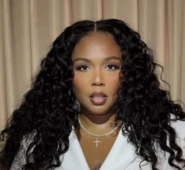 Lizzo’s Dancers Ask Appeals Court to Let S3xual Hara$$ment Case Go to Trial