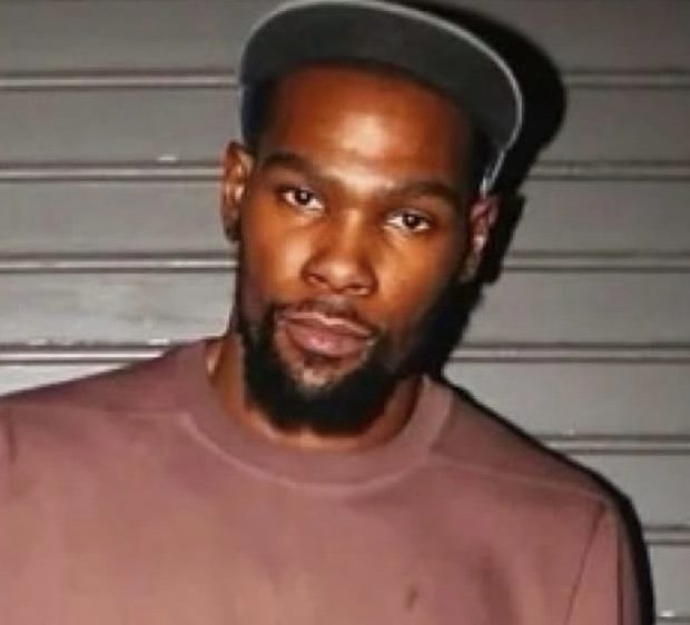 Kevin Durant Admits He Stopped Getting Haircuts, Putting on Lotion – and Sometimes Skips Showers