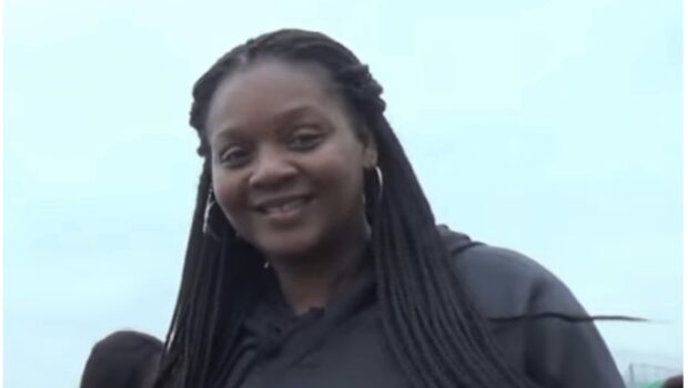 2x WNBA Champ Kara Braxton D!es at 43