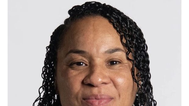 South Carolina’s Dawn Staley Becomes Highest-Paid Coach In Women’s College Basketball At $4.25 Million