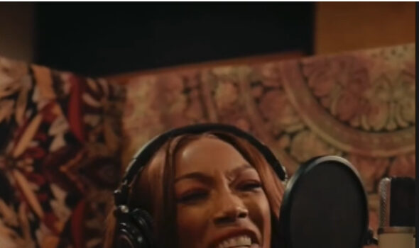 Brandy Sings Theme Song For Netflix’s ‘A Different World’ Reboot